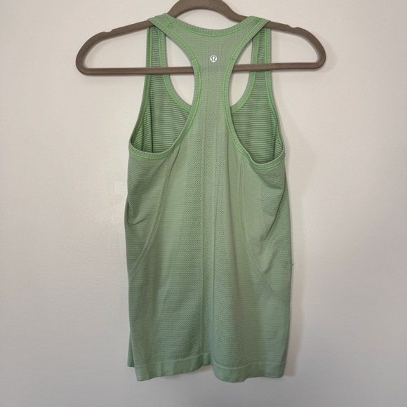 Bundle of 2 Lululemon Swiftly Tech Racerback Tank Top Pink Green Shirt Sz 6 - Picture 8 of 16